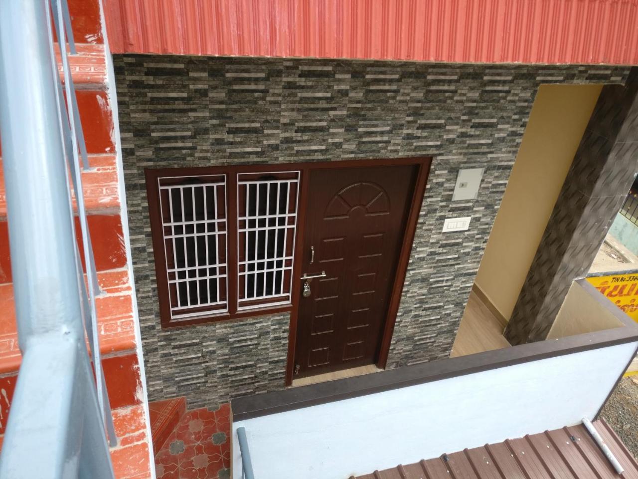 Selvalakshmi Restaurant And Lodge Tiruvannāmalai Exterior foto